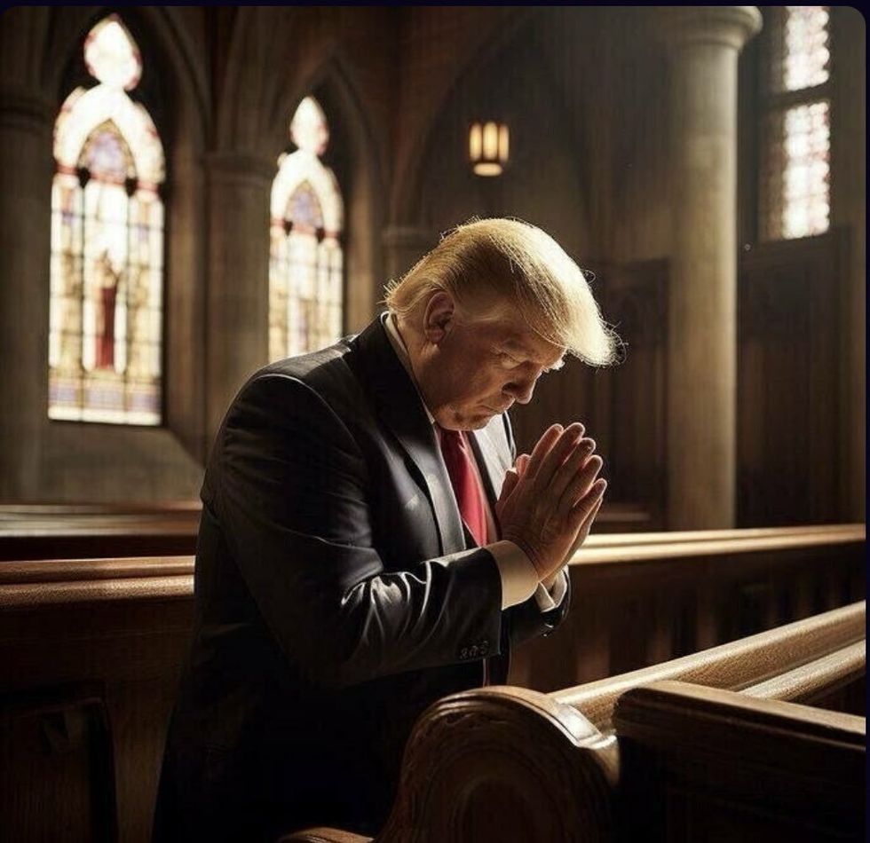 AI Image Of Trump Praying Called Out For 6 Fingers: PHOTO - Comic Sands