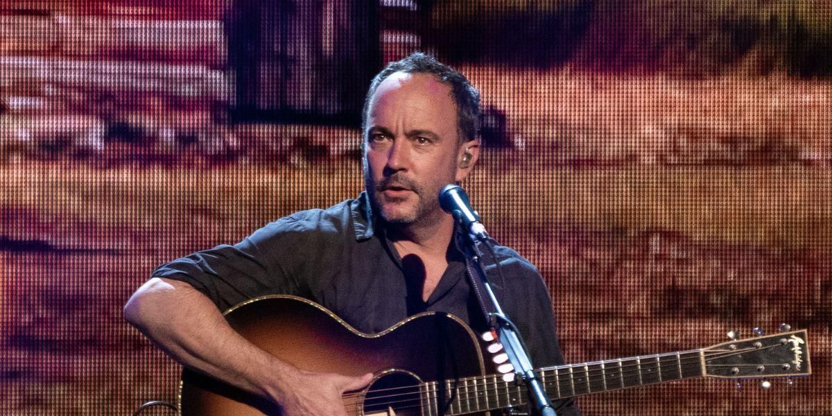 Twitter Honors 18th Anniversary Of Dave Matthews Poop Incident
