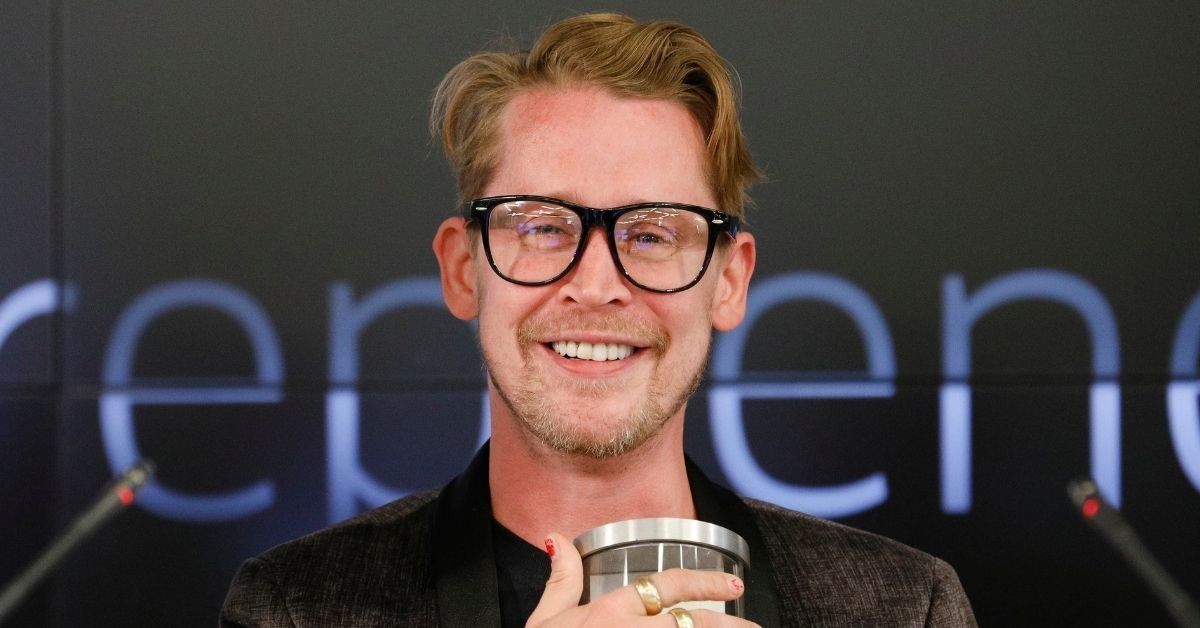 Macaulay Culkin Just Showed Off His New 'Home Alone' Face Mask, And It's Too Perfect