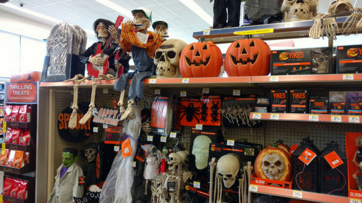Walgreens Hours for Halloween 2017: What Time Do They Open/Close?