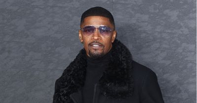 Jamie Foxx Jokes He's 'Not A Clone' After Health Scare: VIDEO - Comic Sands